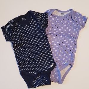 Gerber Girl's 2- Pack Short Sleeve Bodysuit